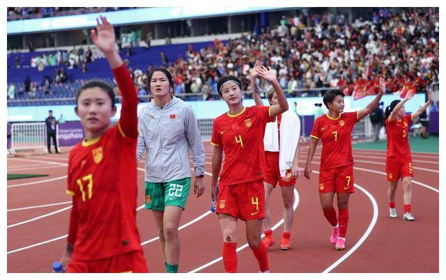 科特迪瓦女足奋力拼搏，为国家争光的简单介绍